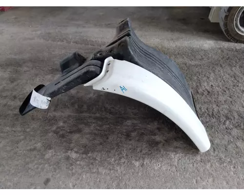 FREIGHTLINER CASCADIA 113 FENDER EXTENSION