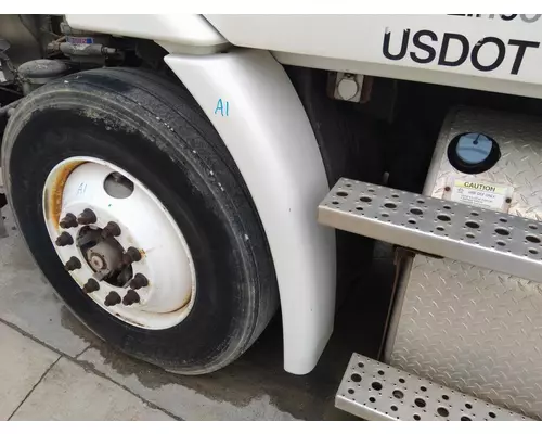 FREIGHTLINER CASCADIA 113 FENDER EXTENSION