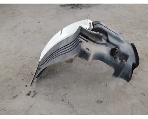 FREIGHTLINER CASCADIA 113 FENDER EXTENSION