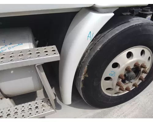 FREIGHTLINER CASCADIA 113 FENDER EXTENSION