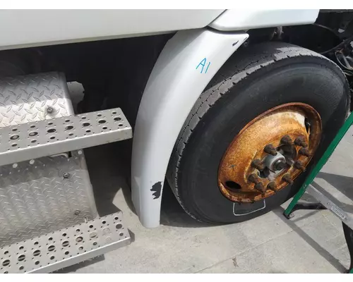 FREIGHTLINER CASCADIA 113 FENDER EXTENSION