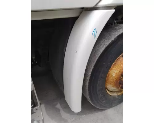 FREIGHTLINER CASCADIA 113 FENDER EXTENSION