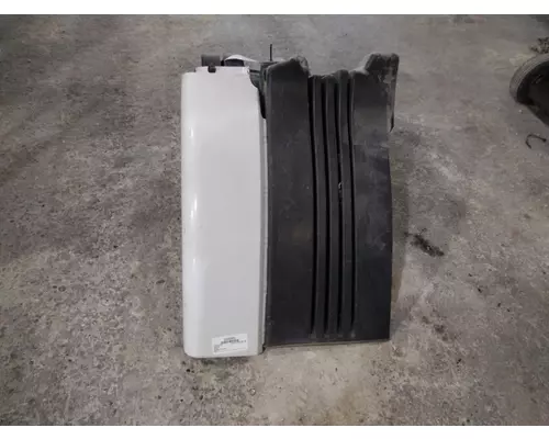 FREIGHTLINER CASCADIA 113 FENDER EXTENSION