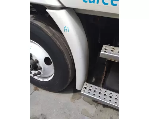 FREIGHTLINER CASCADIA 113 FENDER EXTENSION