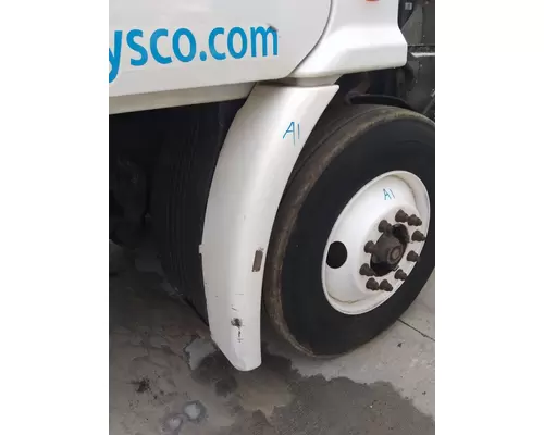 FREIGHTLINER CASCADIA 113 FENDER EXTENSION