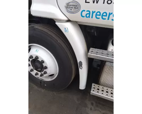 FREIGHTLINER CASCADIA 113 FENDER EXTENSION
