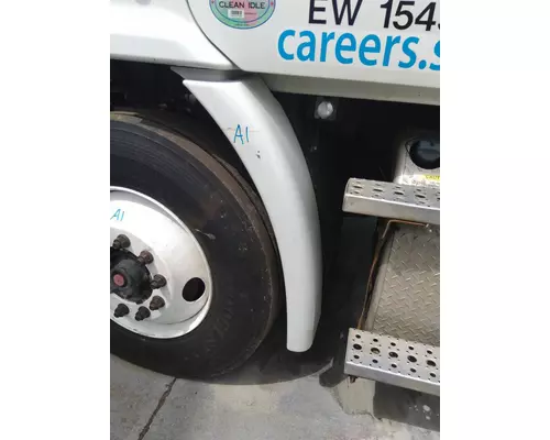 FREIGHTLINER CASCADIA 113 FENDER EXTENSION