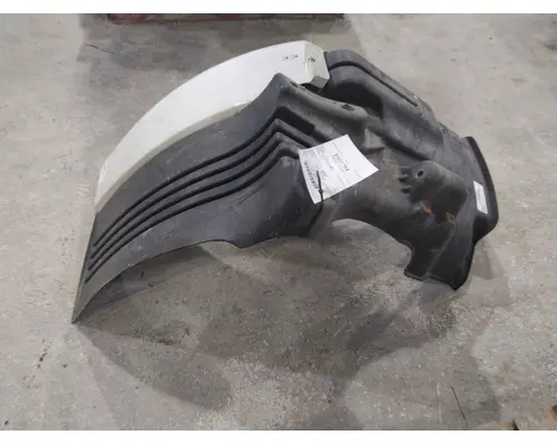FREIGHTLINER CASCADIA 113 FENDER EXTENSION