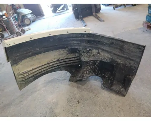 FREIGHTLINER CASCADIA 113 FENDER EXTENSION