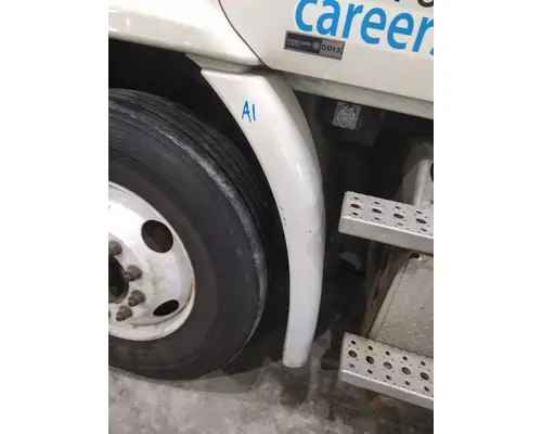 FREIGHTLINER CASCADIA 113 FENDER EXTENSION