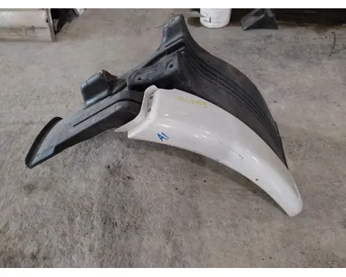 FREIGHTLINER CASCADIA 113 FENDER EXTENSION