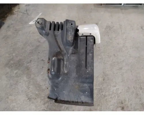 FREIGHTLINER CASCADIA 113 FENDER EXTENSION