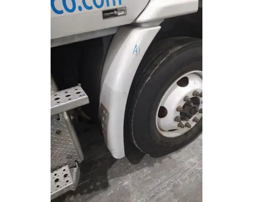 FREIGHTLINER CASCADIA 113 FENDER EXTENSION