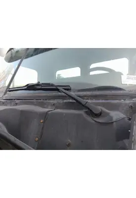 FREIGHTLINER CASCADIA 113 FENDER EXTENSION