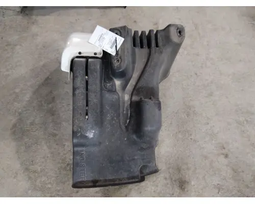 FREIGHTLINER CASCADIA 113 FENDER EXTENSION