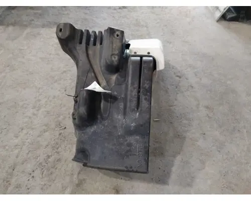 FREIGHTLINER CASCADIA 113 FENDER EXTENSION