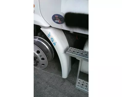 FREIGHTLINER CASCADIA 113 FENDER EXTENSION