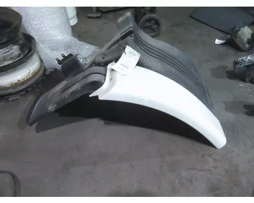 FREIGHTLINER CASCADIA 113 FENDER EXTENSION