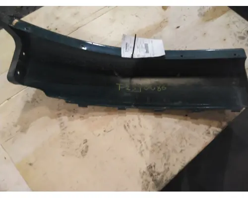 FREIGHTLINER CASCADIA 113 FENDER EXTENSION