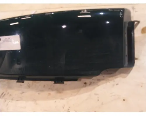 FREIGHTLINER CASCADIA 113 FENDER EXTENSION