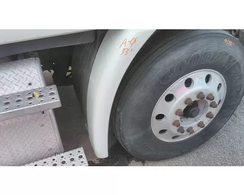 FREIGHTLINER CASCADIA 113 FENDER EXTENSION