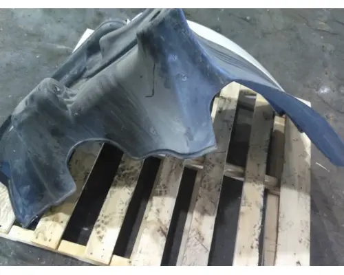 FREIGHTLINER CASCADIA 113 FENDER EXTENSION