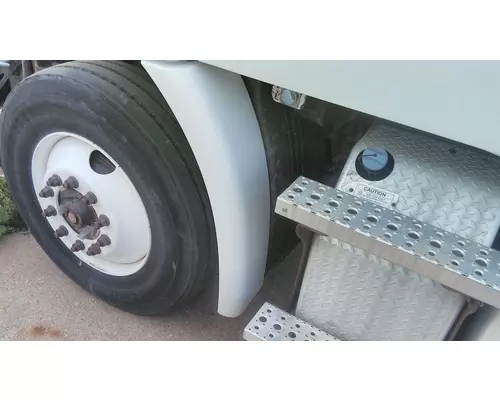 FREIGHTLINER CASCADIA 113 FENDER EXTENSION