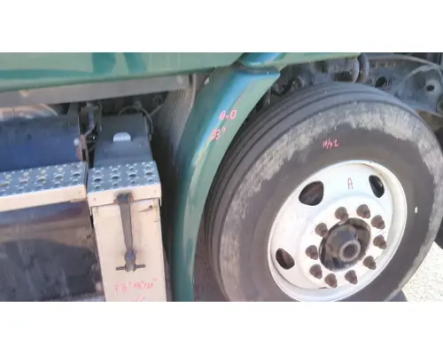 FREIGHTLINER CASCADIA 113 FENDER EXTENSION