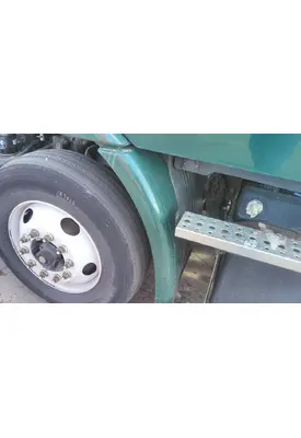 FREIGHTLINER CASCADIA 113 FENDER EXTENSION