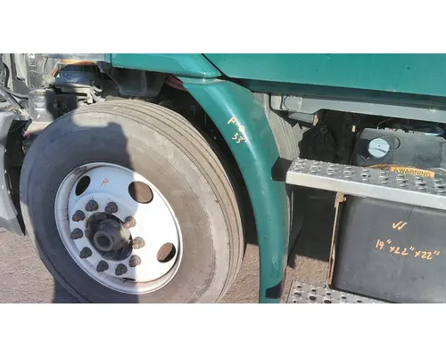 FREIGHTLINER CASCADIA 113 FENDER EXTENSION