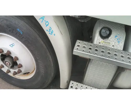 FREIGHTLINER CASCADIA 113 FENDER EXTENSION