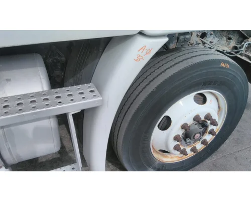 FREIGHTLINER CASCADIA 113 FENDER EXTENSION
