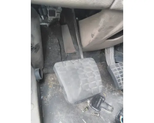 FREIGHTLINER CASCADIA 113 FOOT PEDAL