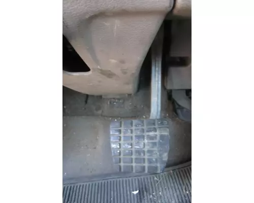 FREIGHTLINER CASCADIA 113 FOOT PEDAL