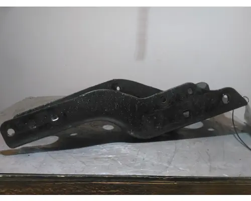 FREIGHTLINER CASCADIA 113 FRAME HORN