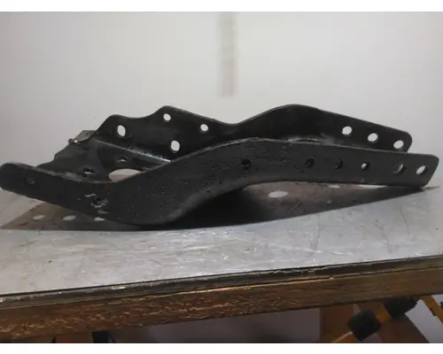 FREIGHTLINER CASCADIA 113 FRAME HORN