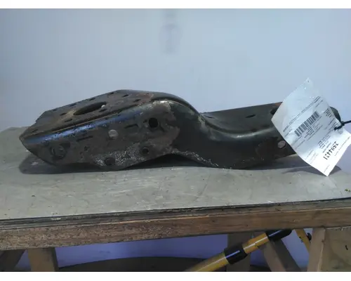 FREIGHTLINER CASCADIA 113 FRAME HORN