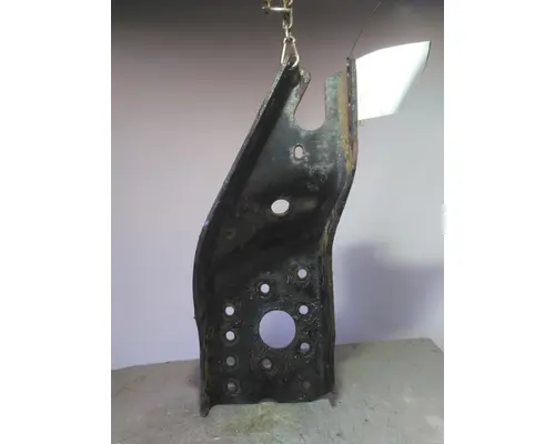 FREIGHTLINER CASCADIA 113 FRAME HORN