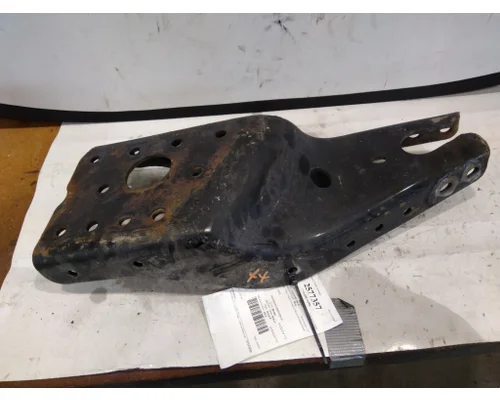 FREIGHTLINER CASCADIA 113 FRAME HORN