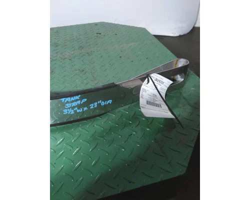 FREIGHTLINER CASCADIA 113 FUEL TANK STRAP