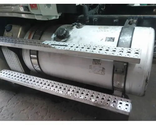 FREIGHTLINER CASCADIA 113 FUEL TANK