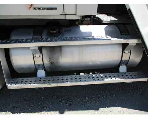 FREIGHTLINER CASCADIA 113 FUEL TANK