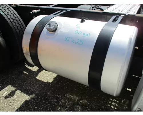 FREIGHTLINER CASCADIA 113 FUEL TANK