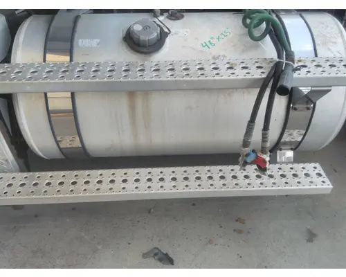 FREIGHTLINER CASCADIA 113 FUEL TANK