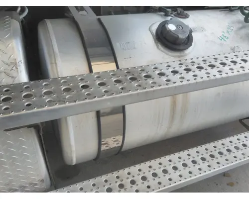 FREIGHTLINER CASCADIA 113 FUEL TANK