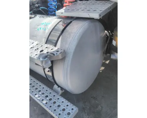 FREIGHTLINER CASCADIA 113 FUEL TANK