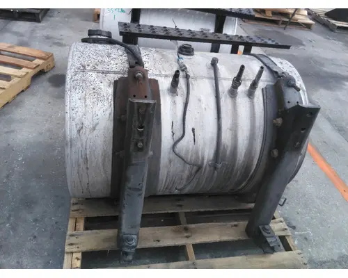 FREIGHTLINER CASCADIA 113 FUEL TANK