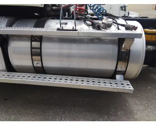 FREIGHTLINER CASCADIA 113 FUEL TANK