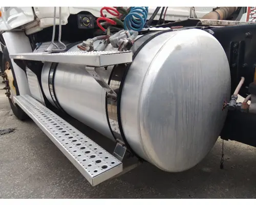 FREIGHTLINER CASCADIA 113 FUEL TANK