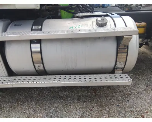 FREIGHTLINER CASCADIA 113 FUEL TANK